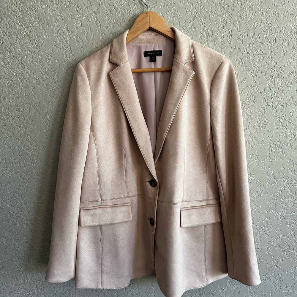Ann Taylor Gorgeous Light Beige Faux Suede Blazer, NWOT